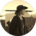 Claudia S.